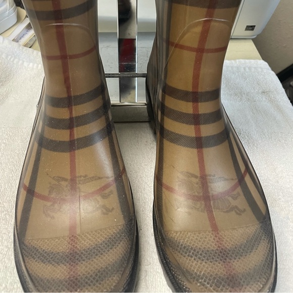 Burberry Haymaker Novacheck - Picture 4 of 8